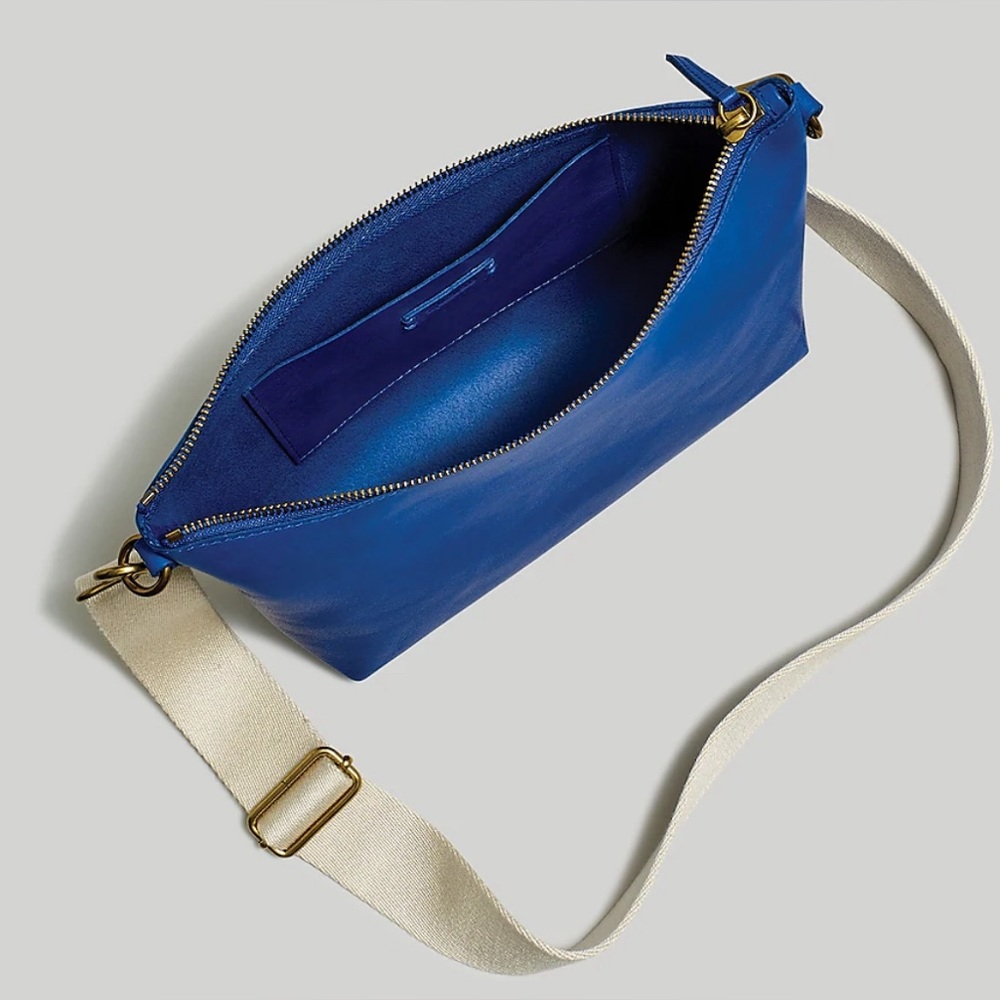 New Madewell The Leather Carabiner Crossbody Sling Bag - Picture 2 of 4